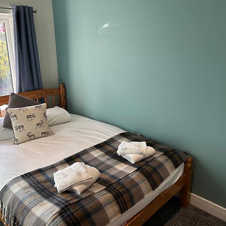 3 Bed Farnborough Air Accommodation Eksteriør bilde