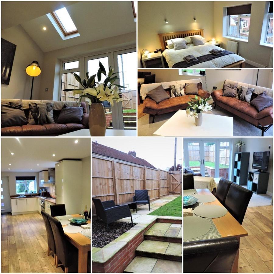 3 Bed Farnborough Air Accommodation Eksteriør bilde
